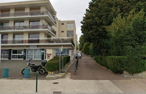 Garches Apartment | Studio cosy et calme à Garches