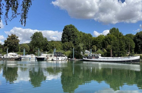 Nogent-l'Artaud Apartment | Studio cosy et lumineux idéal pro, proche Marne