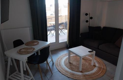 La Rochelle Apartment | Studio cosy et sa terrasse