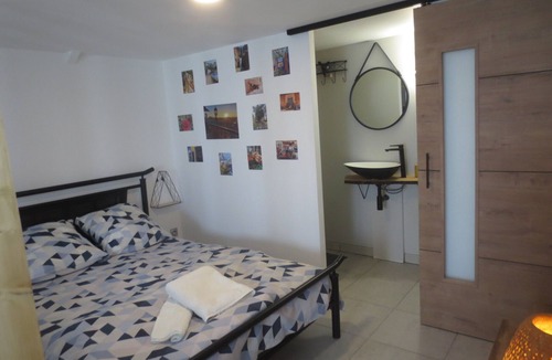 Equeurdreville-Hainneville Apartment | Studio Cosy et Tranquille