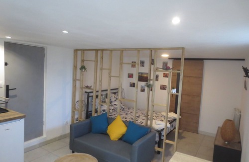 Equeurdreville-Hainneville Apartment | Studio Cosy et Tranquille