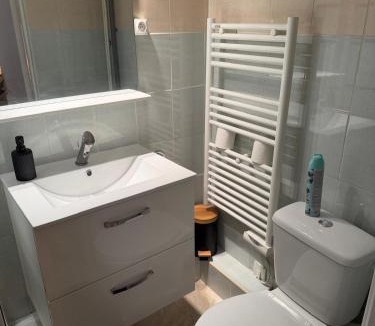 Auneau Apartment | Studio Cosy