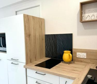Granville Apartment | Studio cosy