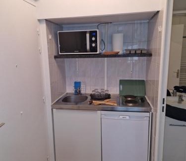 Villette Gare Apartment | Studio cosy