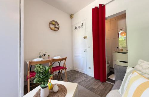 Margny-les-Compiegne Apartment | Studio cosy parking
