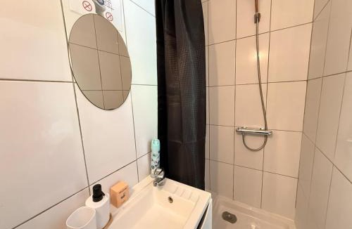 Margny-les-Compiegne Apartment | Studio cosy parking