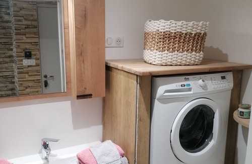 Oye-et-Pallet Apartment | Studio Cosy