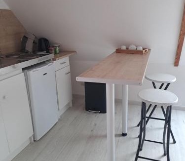 Saint-Pierre-en-Val Apartment | Studio cosy