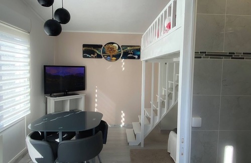 Saintes Apartment | Studio Cosy