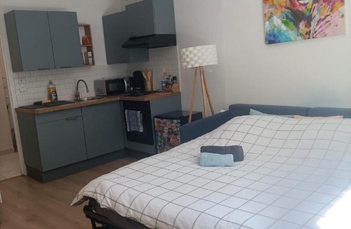 Toul Apartment | Studio cosy - Hyper-centre - Cour privée Parking gratuit à 2 min