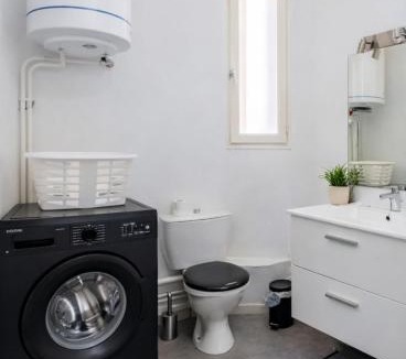Graulhet Apartment | STUDIO COSY - HYPERCENTRE - CALME - 50M2 - Wi-FI