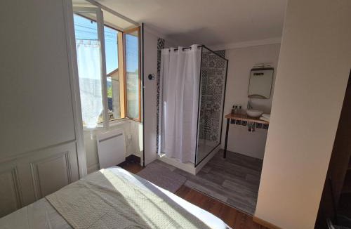 Amberieu-en-Bugey Apartment | Studio Cosy La Parenthèse
