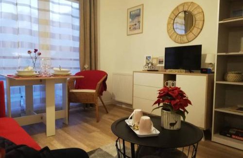 Wimereux Apartment | Studio Cosy neuf près de la mer,Balcon et Parking gratuit