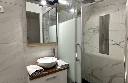 La Madeleine Apartment | STUDIO COSY ORLÉANAIS (DOWNTOWN LOIRE)