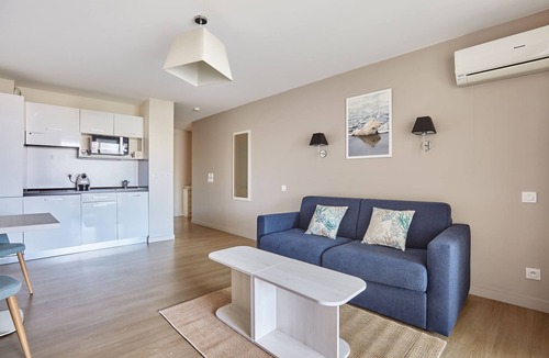 La Grande-Motte Apartment | Studio Cosy Près de la Plage | Parking Sur-Place