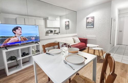 Carquefou Apartment | Studio cosy proche Nantes - parking