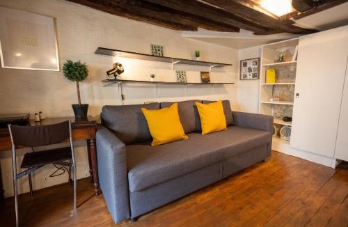Quartier Sainte-Avoye Apartment | Studio Cosy Romantique en plein Coeur de Paris