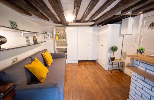 Quartier Sainte-Avoye Apartment | Studio Cosy Romantique en plein Coeur de Paris