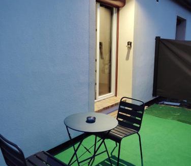 Vernon Apartment | Studio cosy sans vis-à-vis