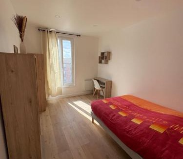 Aubervilliers Apartment | Studio cosy station métro Mairie