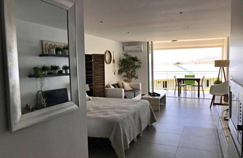 Cul de Sac Apartment | studio cosy sur la plage d'orient baie