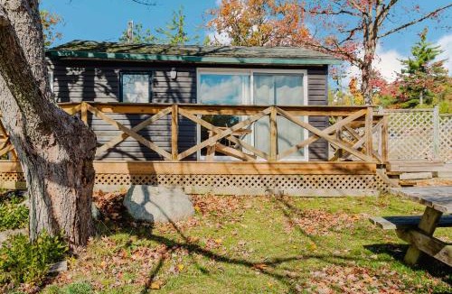 Gravenhurst House | Studio Cottage #8 - Jack Pine