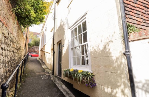 Hythe Cottage | Studio Cottage