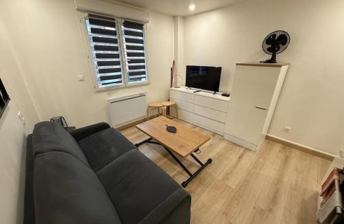 Lagnieu Apartment | Studio cozy à Lagnieu