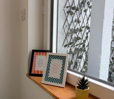 Calais Apartment | Studio cozy au RdC avec terrasse