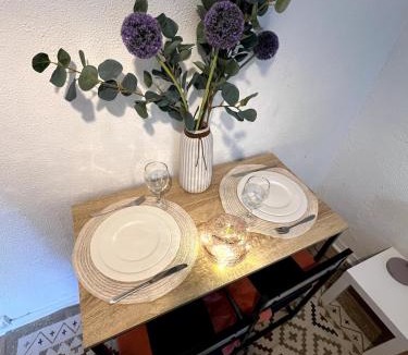 L'Hay-les-Roses Apartment | Studio Cozy