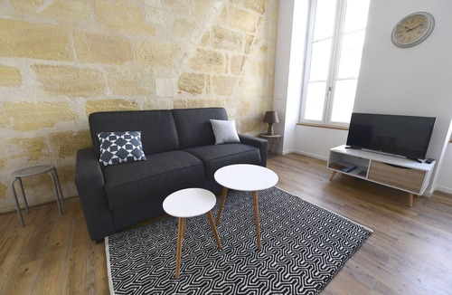 Bordeaux Sud Apartment | ★ STUDIO ★ COZY ★ PARKING (optional) ★ SWEETHOMEBORDEAUX