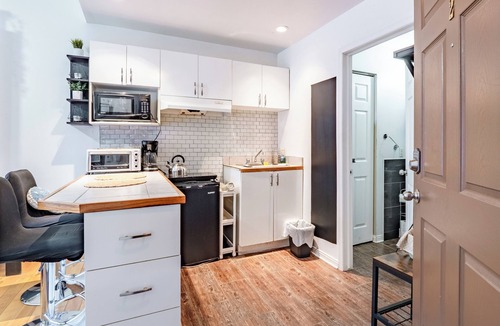 Viauville Apartment | Studio COZY/Rue Ste-Catherine