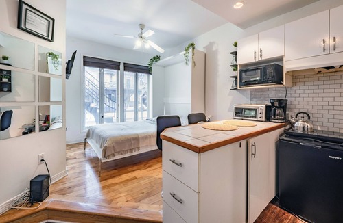 Viauville Apartment | Studio COZY/Rue Ste-Catherine