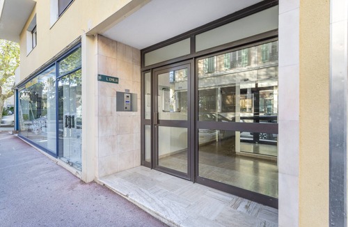 Hyeres City Centre Apartment | Studio Crivelli - Welkeys
