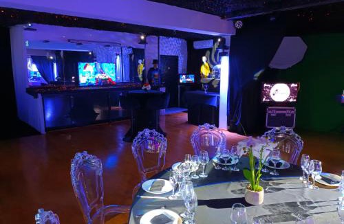 Saint-Assiscle Bed & Breakfast | Studio Cyborg
