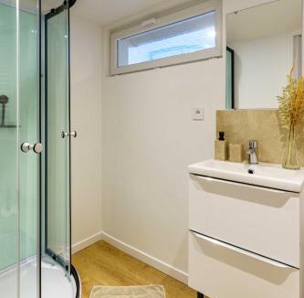 Saint-Quentin Apartment | Studio Détente 2 pers wifi gare