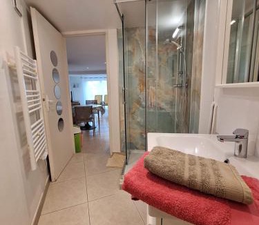 Castelnau-le-Lez Bed & Breakfast | Studio d'Hôtes les Libellules
