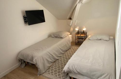 Bonnelles Apartment | Studio dans les écuries du chateau