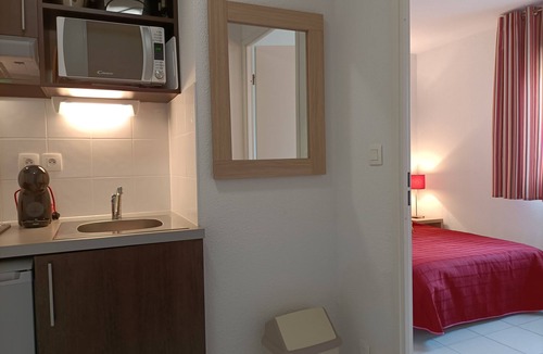 Salies-de-Bearn Apartment | Studio Dans Résidence Avec Piscine