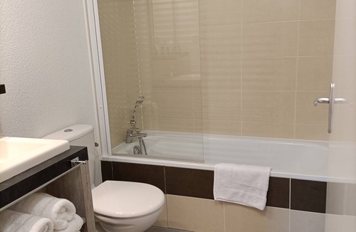 Salies-de-Bearn Apartment | Studio Dans Résidence Avec Piscine D88