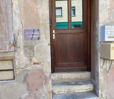 Cusset Apartment | Studio de 35m2 au centre de Cusset