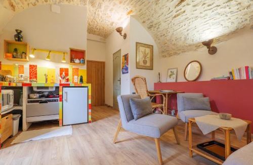 Les Vans Apartment | Studio De Caractère Classé 3