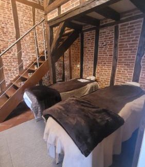 Verfeil Apartment | Studio de charme 70m2, Jacuzzi et Piscine Partagée