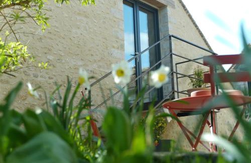 Acheres-la-Foret Apartment | Studio de charme