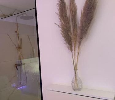 Bois-Grenier Apartment | Studio de charme