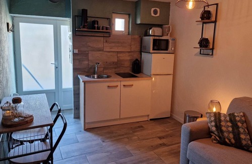 Moulezan Apartment | Studio de Charme