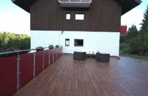 Hierholz Apartment | Studio '4' with Shared Terrace, Balcony and Wi-Fi