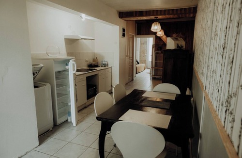 Saint-Meard-de-Gurcon Apartment | Studio de Plain-pied Avec Terrasse et Jardin