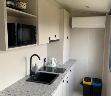 Belley Apartment | Studio de jardin vue montagne