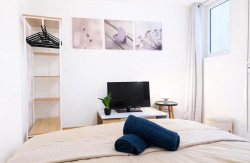 Bar-sur-Seine Apartment | Studio de l'Église - Wifi & Machine à laver